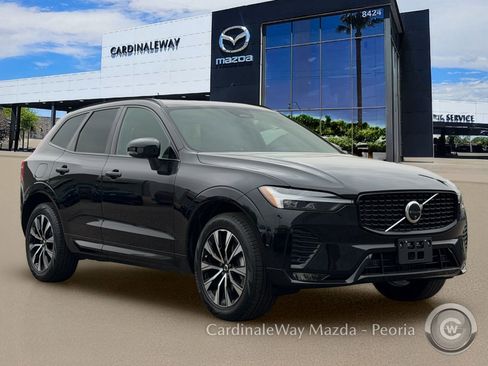 Used 2025 Volvo XC60 B5 Plus AWD/4WD image 11