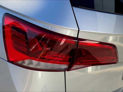 Used 2024 Volkswagen Taos SE image 26