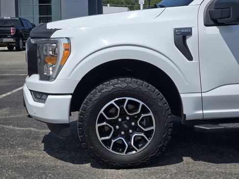 Used 2022 Ford F150 XLT w/ Equipment Group 302A High AWD/4WD image 9