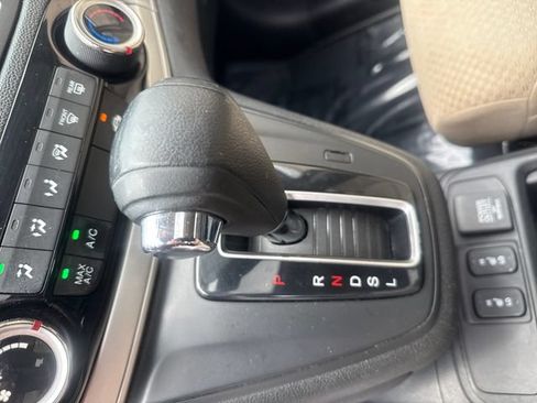 Used 2016 Honda CR-V EX image 18