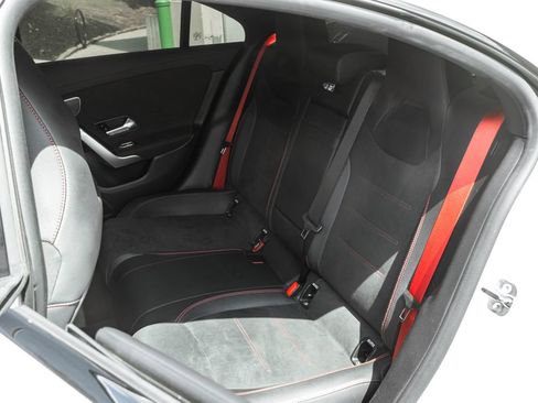 Used 2023 Mercedes-Benz CLA 35 AMG 4MATIC image 24