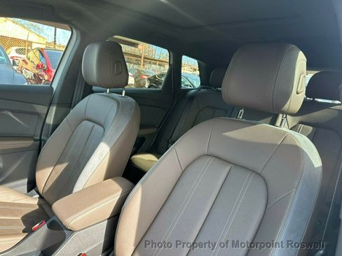 Used 2024 Audi Q4 e-tron Premium image 11