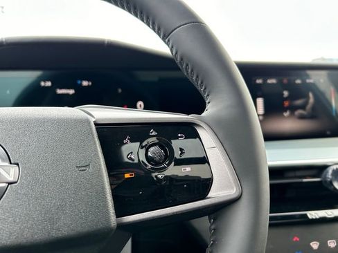 New 2026 Nissan Murano SL image 14