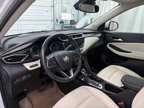 Used 2020 Buick Encore GX Essence w/ Experience Buick Package FWD image 14
