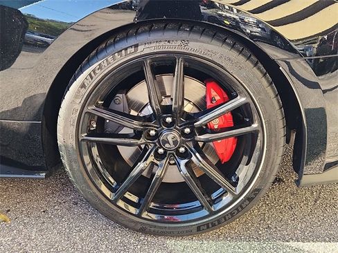 Used 2022 Ford Mustang Shelby GT500 w/ Technology Package image 31