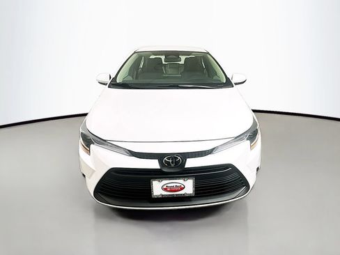 Certified 2026 Toyota Corolla LE FWD image 2