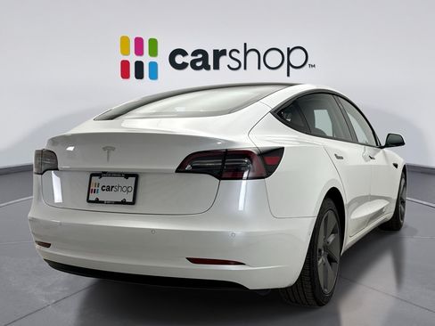 Used 2022 Tesla Model 3 RWD image 5
