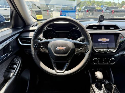 Used 2021 Chevrolet TrailBlazer LT w/ Convenience Package AWD/4WD image 20