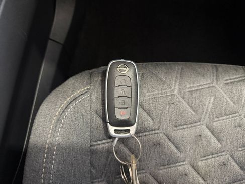 Used 2026 Nissan Kicks SV w/ Cold Weather Package FWD image 18