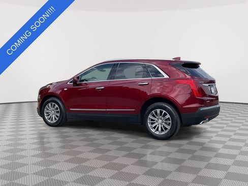 Used 2017 Cadillac XT5 Luxury w/ Driver Awareness Package AWD/4WD image 6