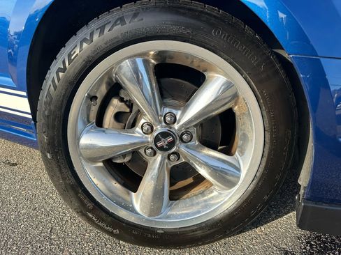 Used 2009 Ford Mustang GT Premium image 31