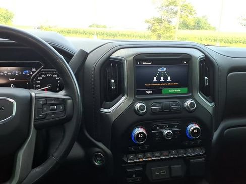 Used 2020 GMC Sierra 1500 Denali w/ Denali Ultimate Package AWD/4WD image 6