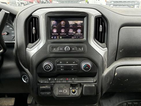 Used 2024 Chevrolet Silverado 3500 W/T AWD/4WD image 17