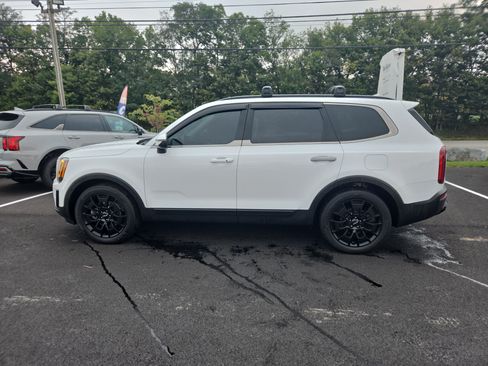 Used 2022 Kia Telluride EX w/ EX Premium Package AWD/4WD image 12