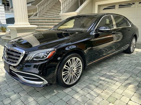 Used 2018 Mercedes-Benz Maybach S 560 4MATIC image 27