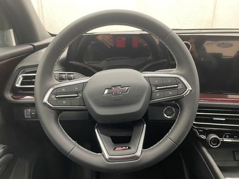 New 2026 Chevrolet Traverse Z71 w/ Driver Confidence Package image 12