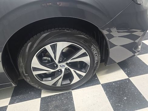 Certified 2025 Subaru Legacy Premium AWD/4WD image 4