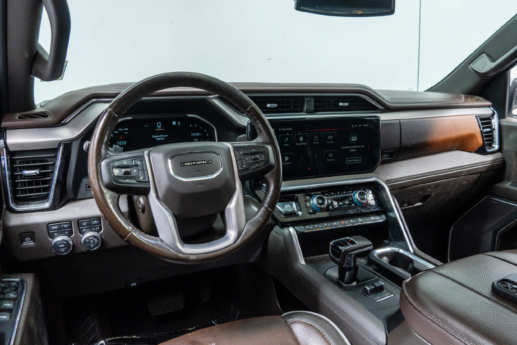 Used 2023 GMC Sierra 1500 Denali AWD/4WD image 13