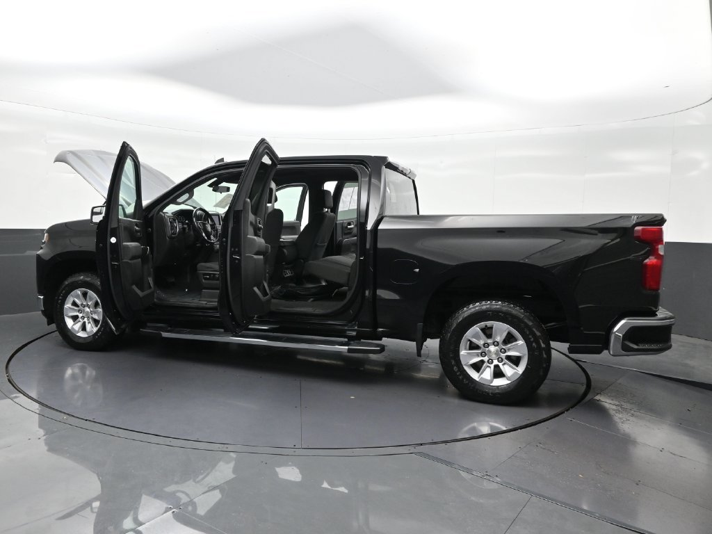Used 2021 Chevrolet Silverado 1500 LT RWD image 34