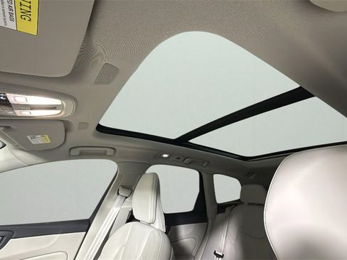 Used 2025 Volvo XC60 T8 Ultra w/ Protection Package Premier image 25