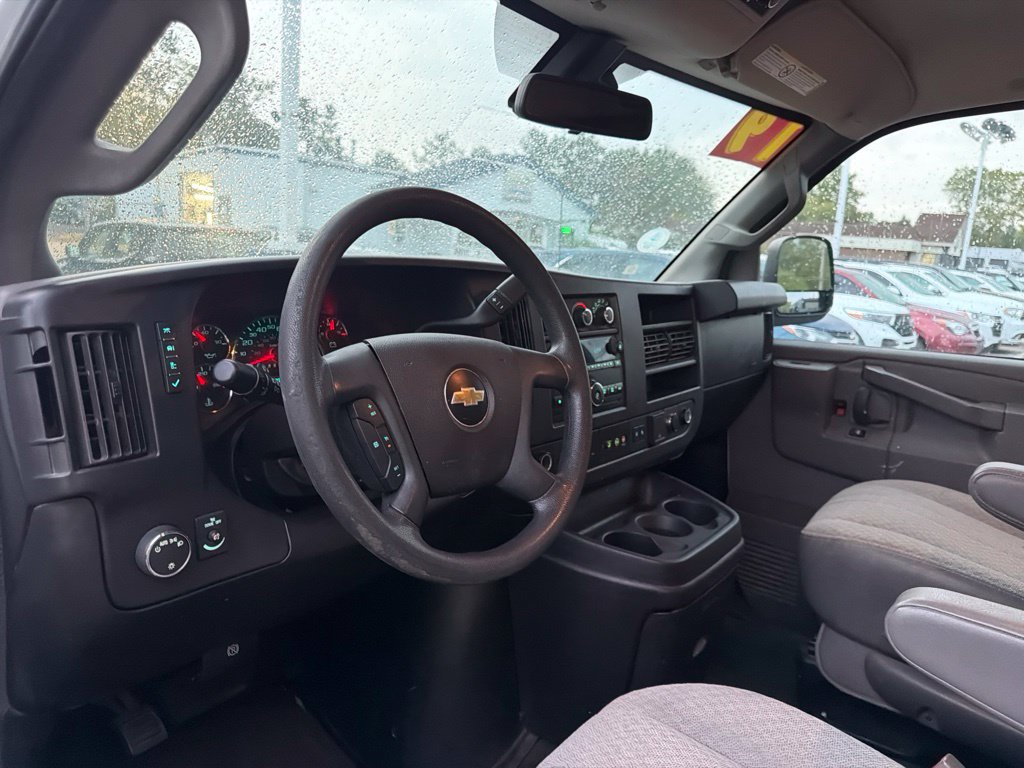 Used 2019 Chevrolet Express 3500 LT w/ LT Preferred Equipment Group RWD image 11