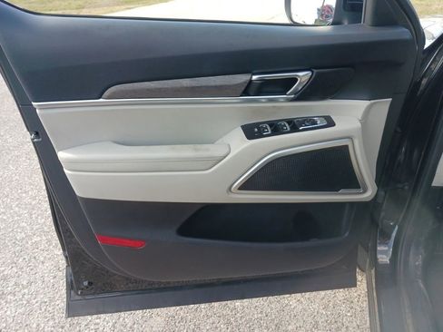 Used 2020 Kia Telluride EX FWD image 11