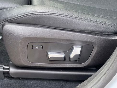 Used 2020 BMW X4 xDrive30i image 16