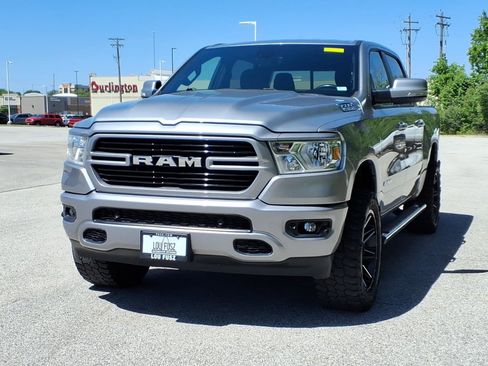 Used 2019 RAM 1500 Big Horn AWD/4WD image 2