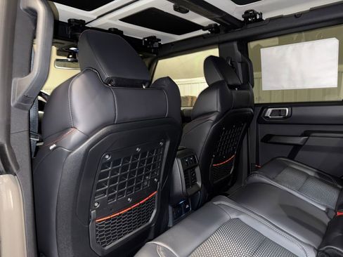 New 2025 Ford Bronco Raptor image 21