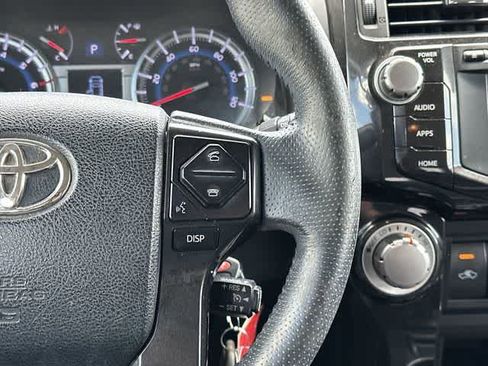 Used 2017 Toyota 4Runner TRD Off-Road Premium AWD/4WD image 10