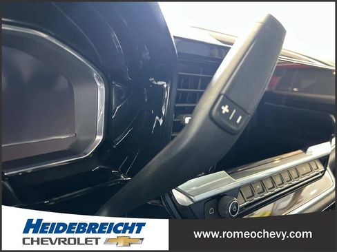 Used 2024 Chevrolet Silverado 1500 LT AWD/4WD image 24