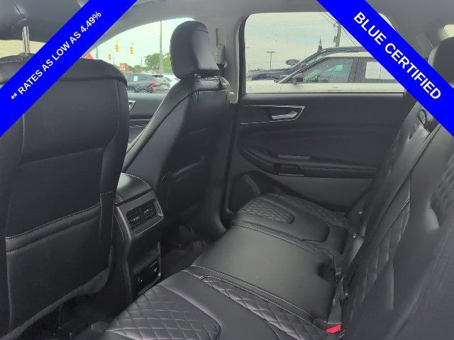 Certified 2024 Ford Edge Titanium AWD/4WD image 5