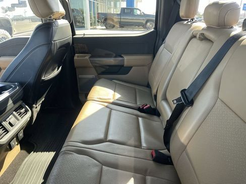 Used 2021 Ford F150 Lariat w/ Equipment Group 502A High AWD/4WD image 4
