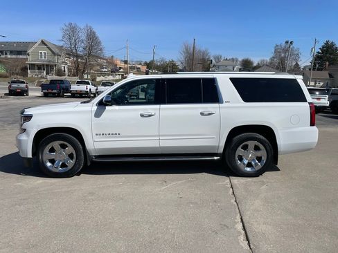 Used 2016 Chevrolet Suburban LTZ image 2