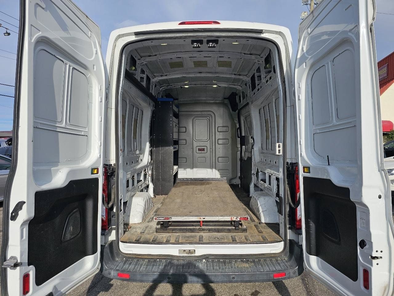 Used 2017 Ford Transit 250 148 High Roof RWD image 8