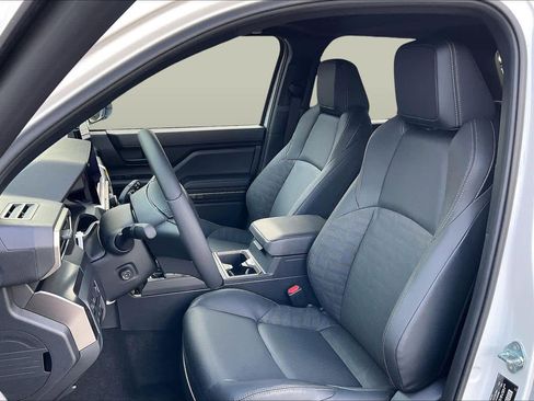 New 2025 Toyota 4Runner TRD Sport Premium image 9