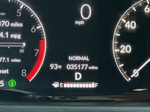 Certified 2023 Honda Pilot Sport image 33