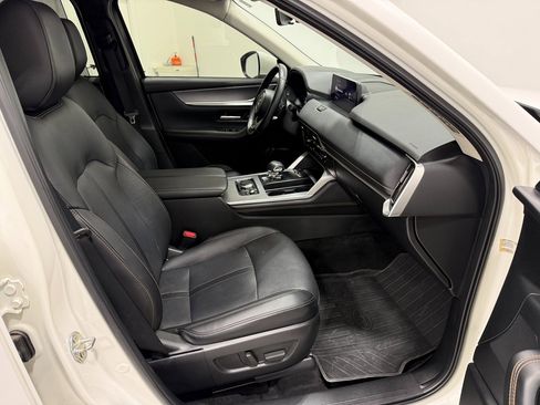 Used 2024 MAZDA CX-90 3.3 Turbo w/ Preferred Plus image 24