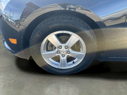Used 2011 Chevrolet Cruze LT image 26