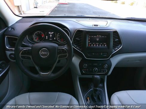 Used 2021 Jeep Cherokee Latitude Plus image 37