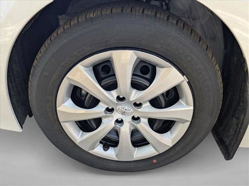New 2026 Toyota Corolla LE image 9