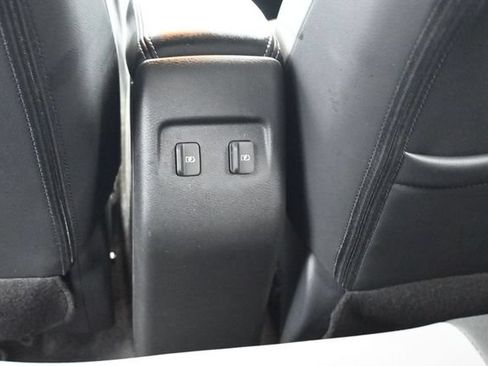 Used 2024 Nissan Kicks SR w/ SR Premium Package FWD image 25