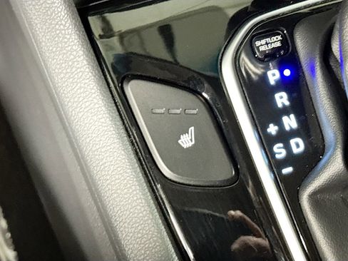 Used 2018 Hyundai Ioniq SEL image 19