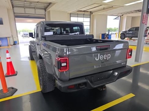 Used 2022 Jeep Gladiator Overland w/ Popular Equipment Package AWD/4WD image 4