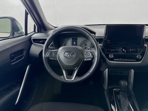 Used 2023 Toyota Corolla Cross AWD Hybrid image 20