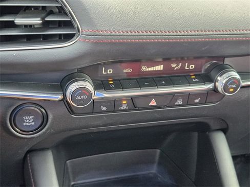 Used 2023 MAZDA MAZDA3 s image 21