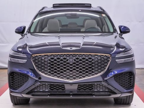 Certified 2022 Genesis GV70 3.5T Sport w/ Sport Prestige Package image 4