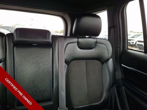 Used 2023 Jeep Grand Cherokee Trailhawk image 20