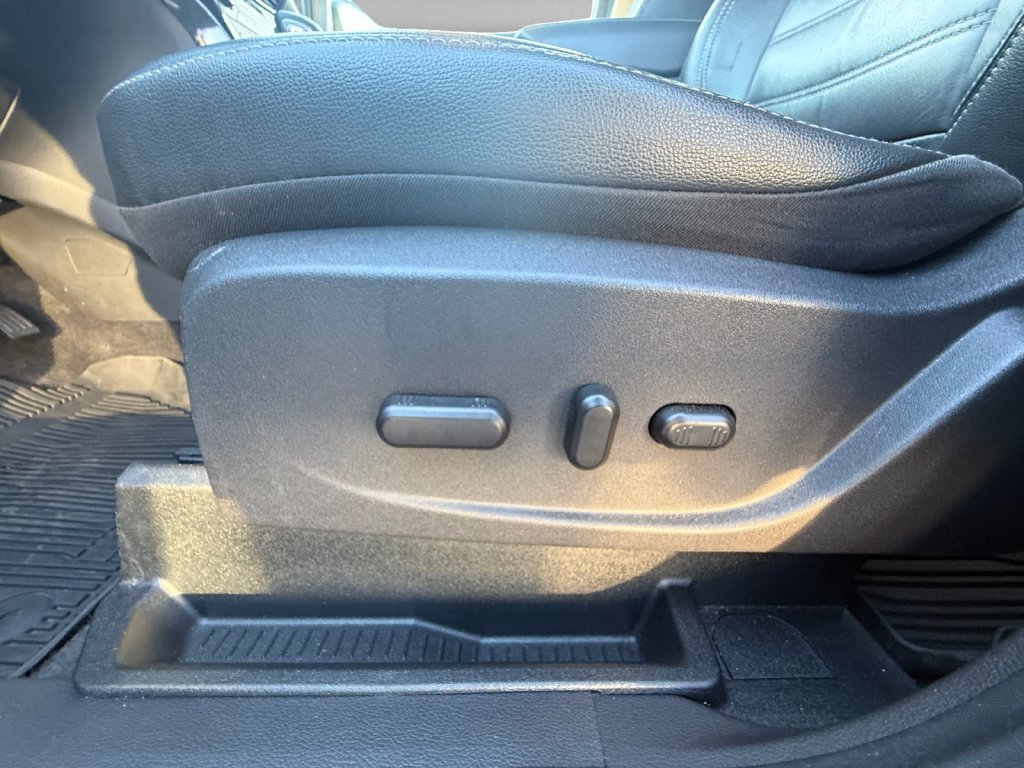 Used 2018 Ford Escape Titanium FWD image 13
