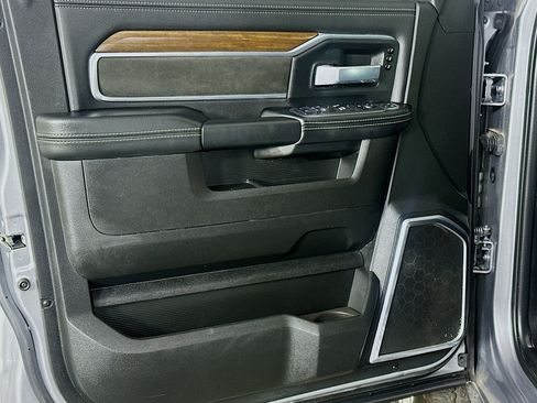 Used 2024 RAM 2500 Laramie image 15